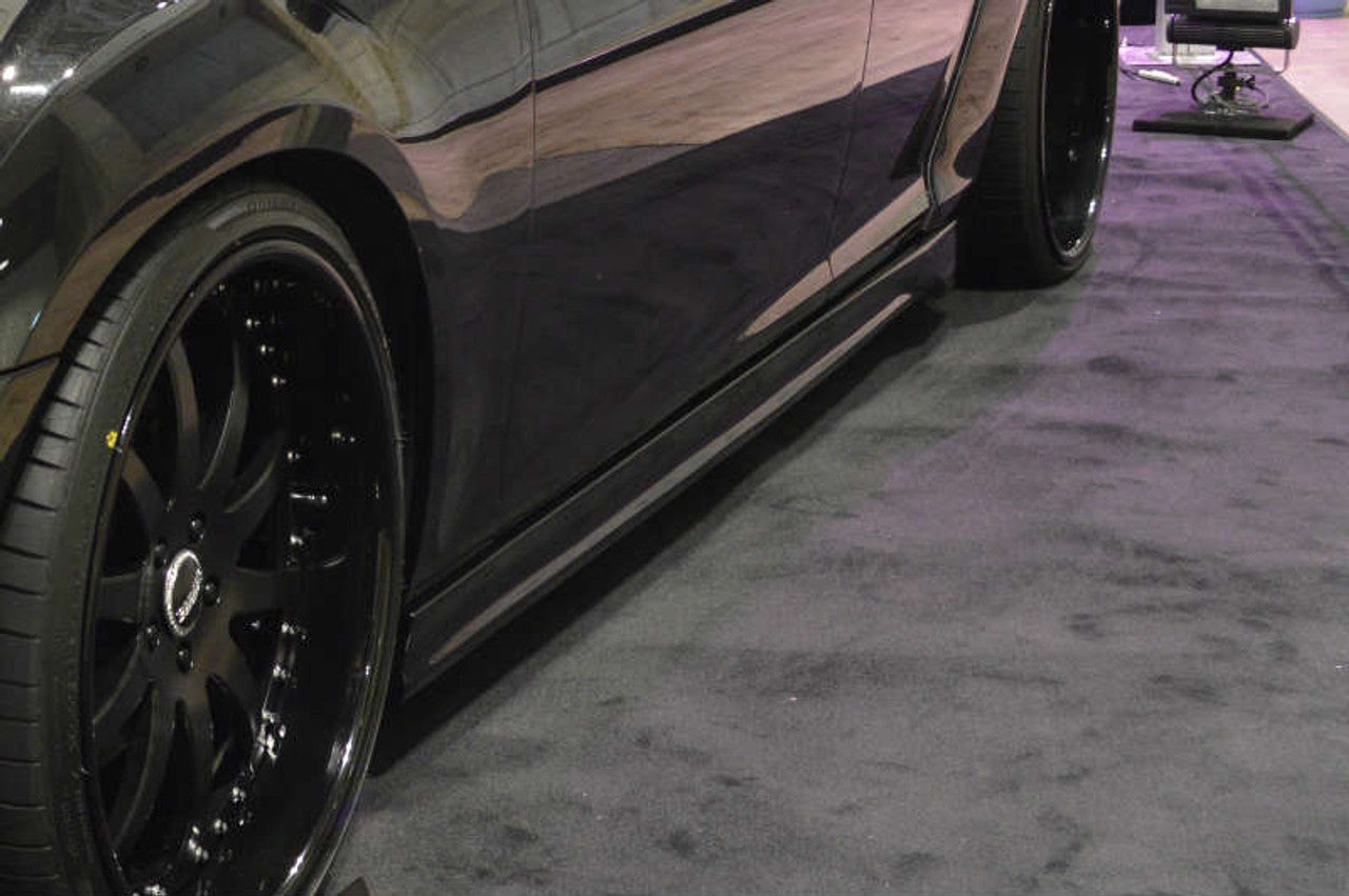 VeilSide 2011-2021 Chrysler 300C Complete Kit (FRP) Front Bumper, Front Fenders, Side Skirts, Rear Door Panels, Rear Bumper, Rear Quarter Panel, Rear Spoiler - 9 Pieces